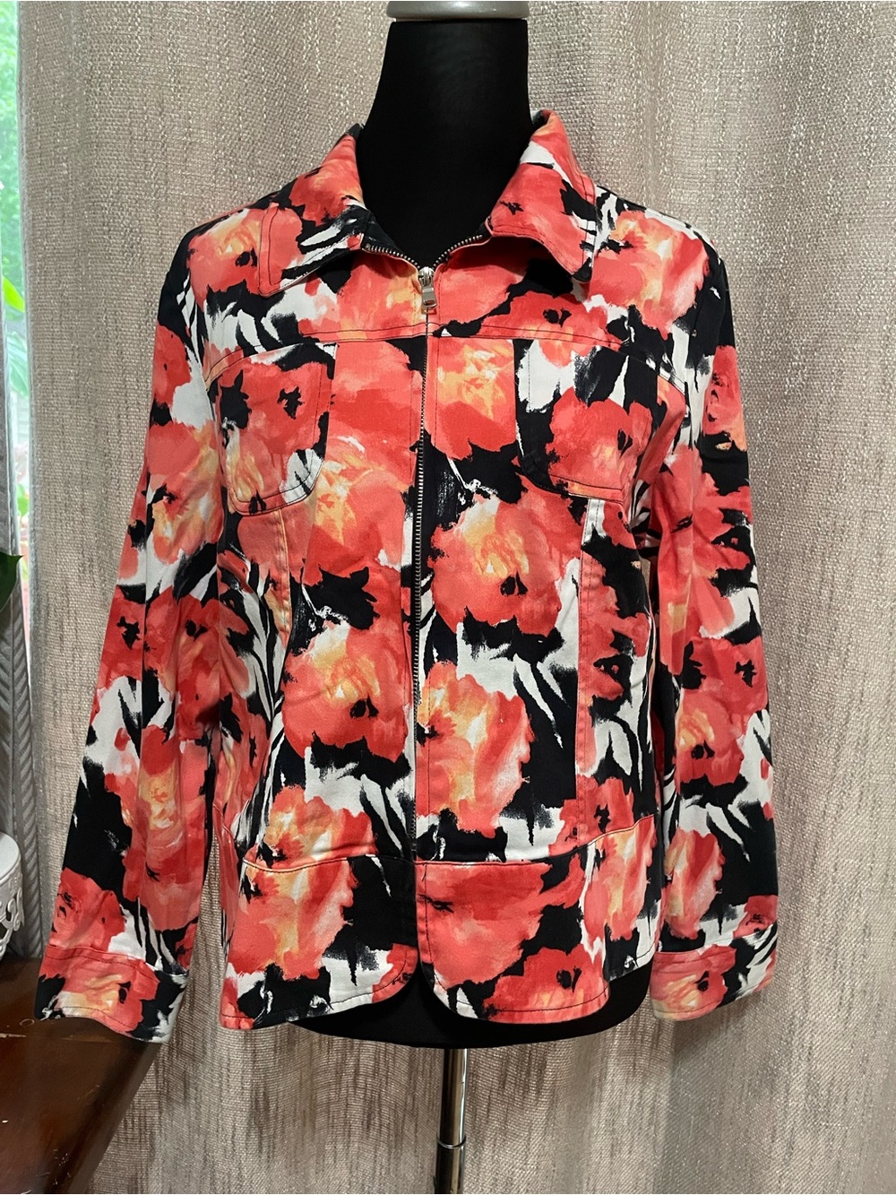 Toni Morgan  Floral Zip-Front Women's Jacket - Red & Black